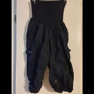 Motherhood Maternity Adjustable Cargo Capris